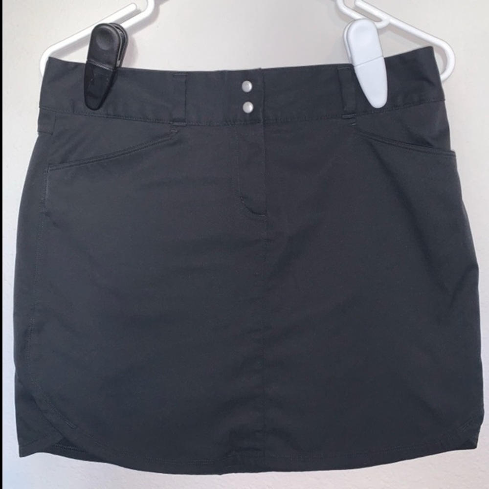 Adidas Golf Skirt Size 6